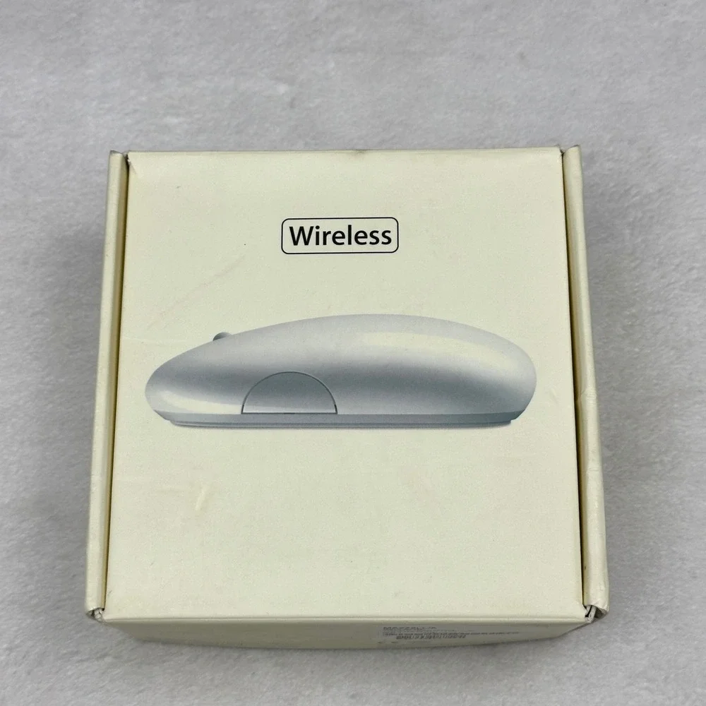 Apple Mighty Mouse Wireless Bluetooth Open-BoxA1197‎ MA272LL/A  with CD